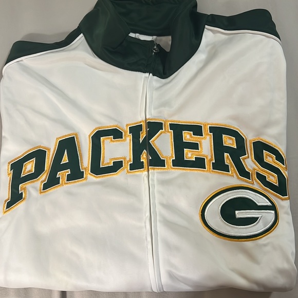 Green Bay Packers Embroidered NFL jacket - Picture 2 of 10